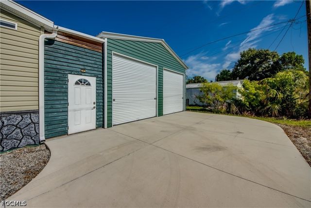 356 Sacramento ST, North Fort Myers, FL 33903