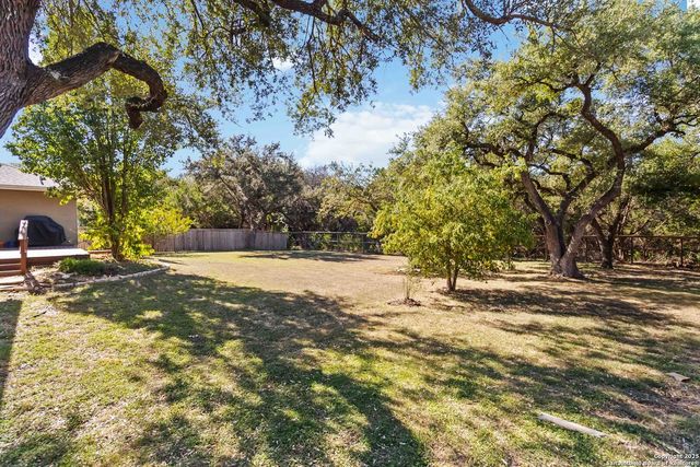 25931 Hootananny, San Antonio, TX 78260