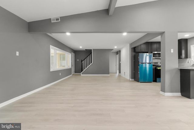 3 INDIAN CREEK WAY, Levittown, PA 19057