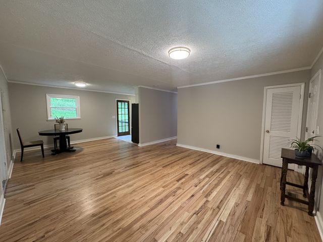 7880 Johnny Crow Rd, Lyles, TN 37098