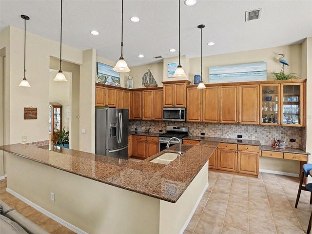 2722 KNIGHTSBRIDGE ROAD, Clermont, FL 34711