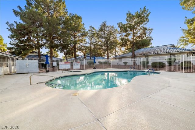 2141 Twickenham Place D, Las Vegas, NV 89108