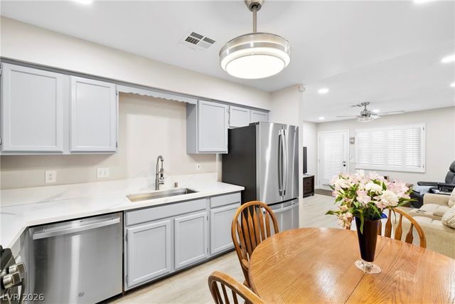 2141 Twickenham Place D, Las Vegas, NV 89108
