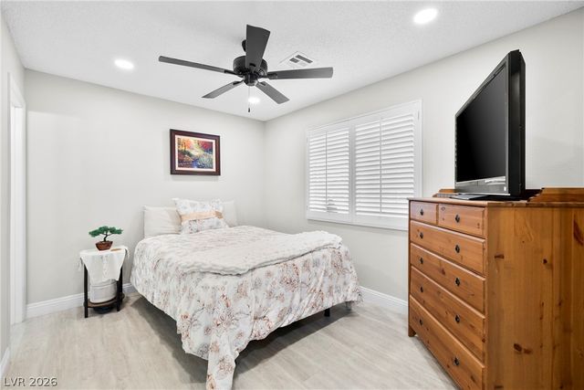 2141 Twickenham Place D, Las Vegas, NV 89108