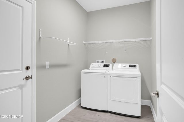 597 Lost Shaker Way, Daytona Beach, FL 32124