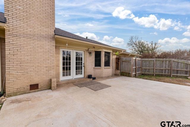 811 Trenton, Tyler, TX 75703