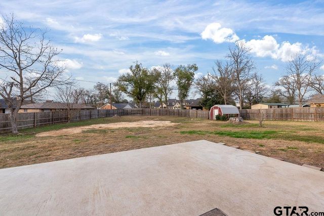 811 Trenton, Tyler, TX 75703