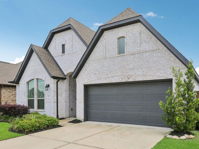 615 Livermore Street, Webster, TX 77598