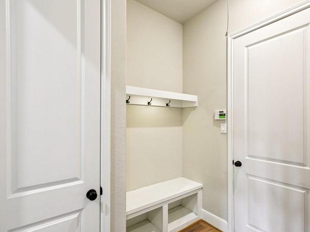 615 Livermore Street, Webster, TX 77598