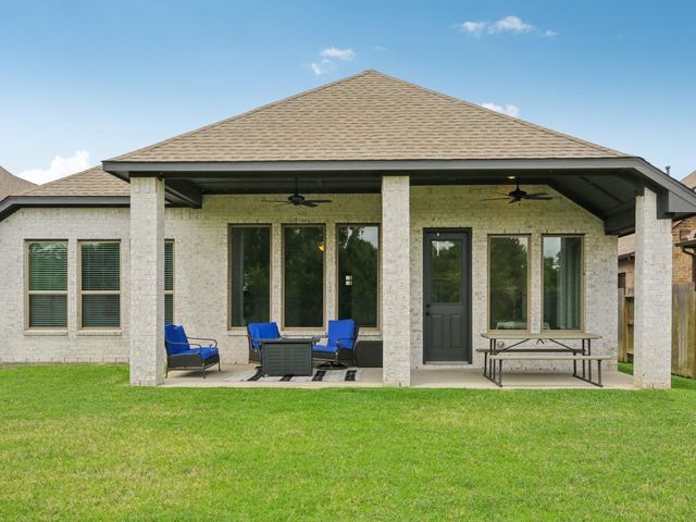 615 Livermore Street, Webster, TX 77598