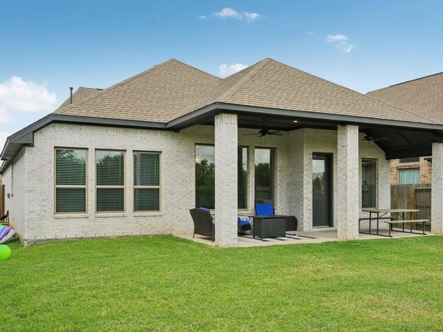 615 Livermore Street, Webster, TX 77598