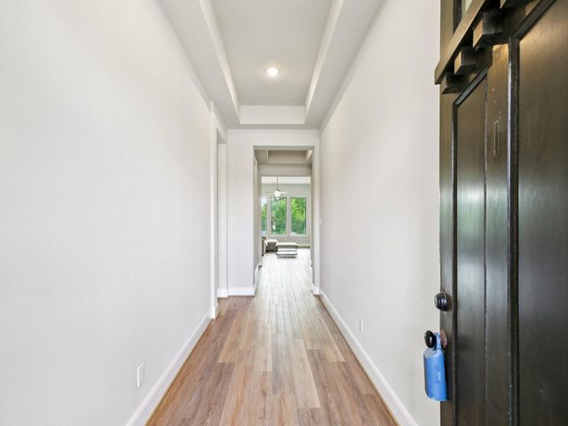 615 Livermore Street, Webster, TX 77598