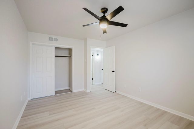 2240 Tarpley Road 34, Carrollton, TX 75006
