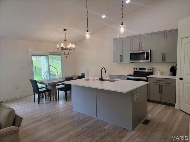 2452 French Drive, Herculaneum, MO 63048