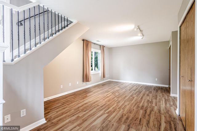 8824 N Maplebrook Court, Brooklyn Park, MN 55445