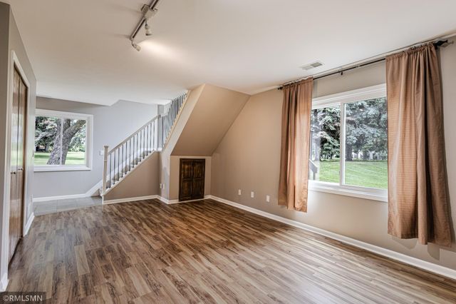 8824 N Maplebrook Court, Brooklyn Park, MN 55445