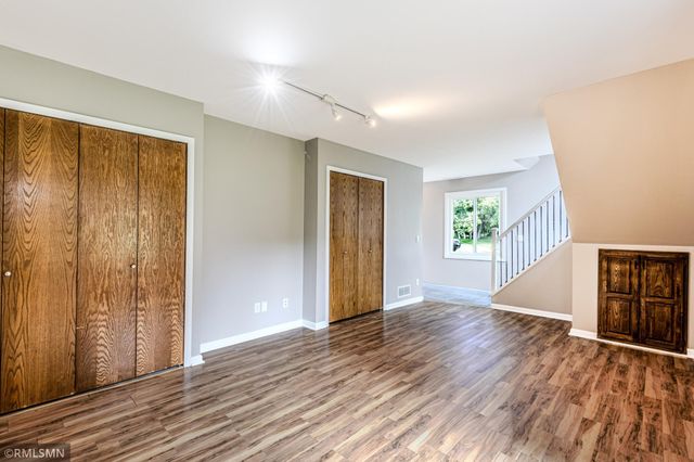 8824 N Maplebrook Court, Brooklyn Park, MN 55445