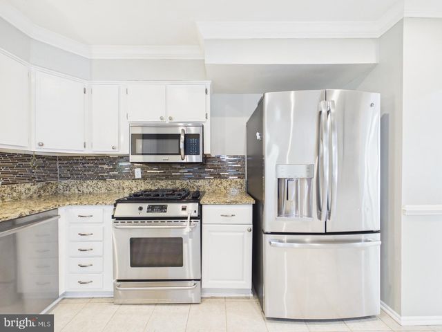 9201 CHERRYTREE DR, Alexandria, VA 22309