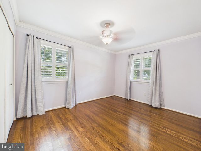 9201 CHERRYTREE DR, Alexandria, VA 22309