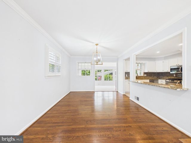 9201 CHERRYTREE DR, Alexandria, VA 22309