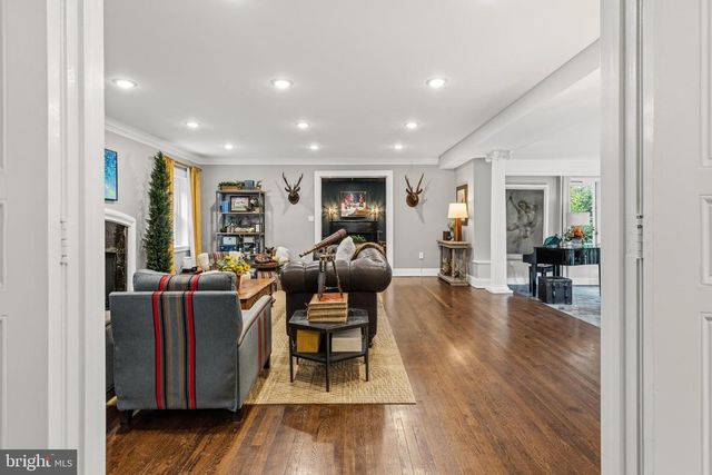 1212 LENOX RD, Jenkintown, PA 19046