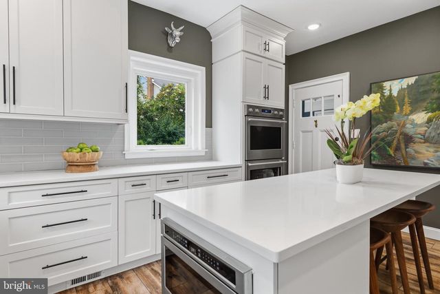 1212 LENOX RD, Jenkintown, PA 19046