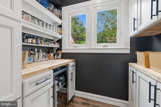 1212 LENOX RD, Jenkintown, PA 19046