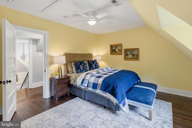 1212 LENOX RD, Jenkintown, PA 19046