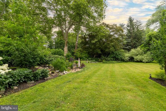 1212 LENOX RD, Jenkintown, PA 19046