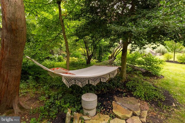 1212 LENOX RD, Jenkintown, PA 19046