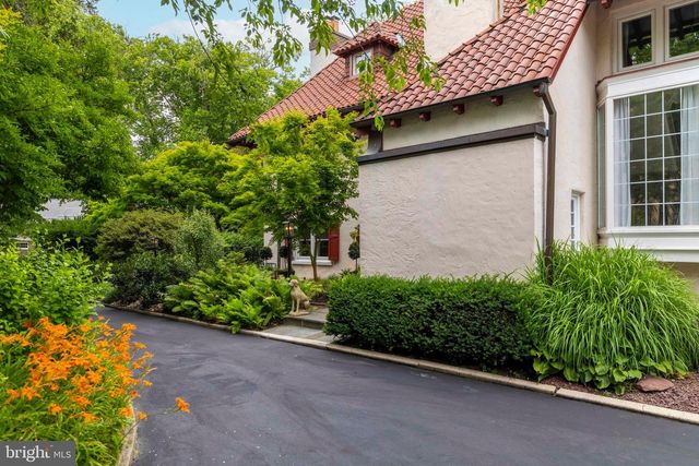 1212 LENOX RD, Jenkintown, PA 19046