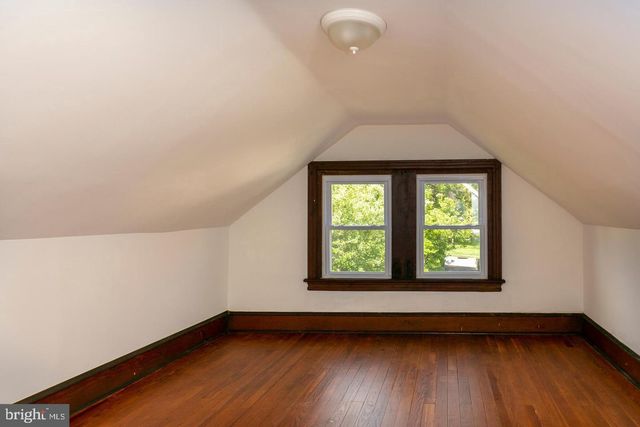 1212 LENOX RD, Jenkintown, PA 19046