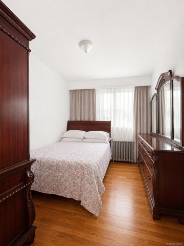 22-48 43rd Street, Astoria, NY 11105
