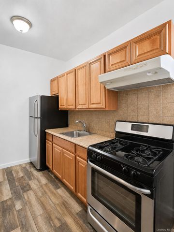 22-48 43rd Street, Astoria, NY 11105