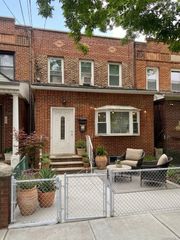 22-48 43rd Street, Astoria, NY 11105