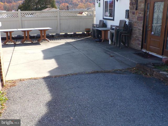 16 COLUMBIA AVE, Reading, PA 19606