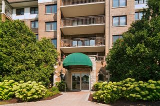 15 S Pine Street 506A, Mount Prospect, IL 60056