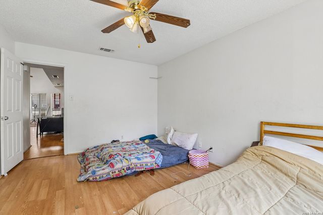 2542 Babcock Rd Apt D202, San Antonio, TX 78229