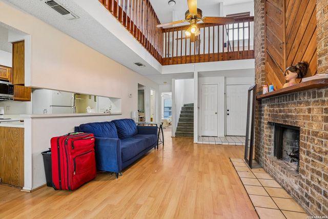 2542 Babcock Rd Apt D202, San Antonio, TX 78229