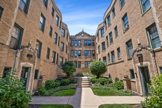 146 Clyde Avenue 2W, Evanston, IL 60202