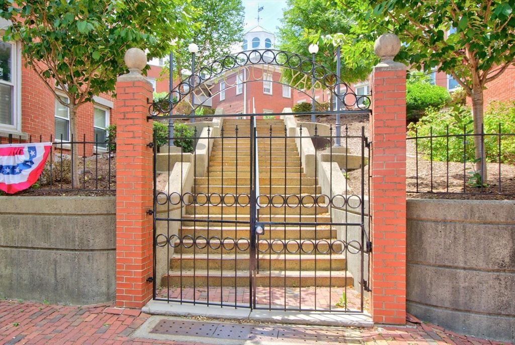 47 Harvard Street C202, Boston, MA 02129
