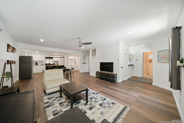 216 Milton, San Antonio, TX 78209