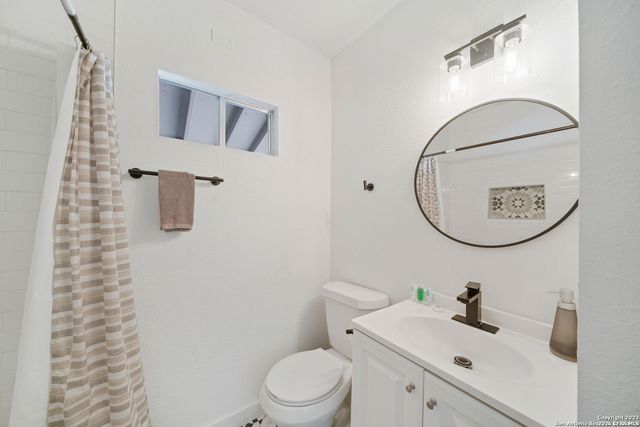 216 Milton, San Antonio, TX 78209