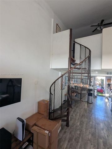 4121 NW 26th St T16, Lauderhill, FL 33313