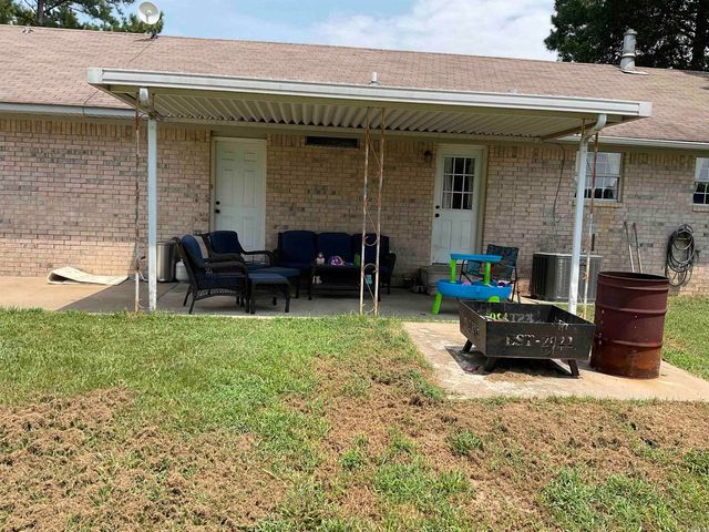 93 E Main Street, Greenbrier, AR 72058