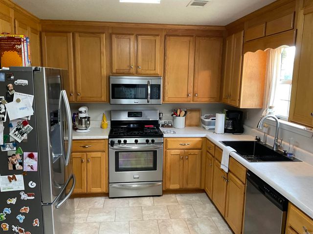93 E Main Street, Greenbrier, AR 72058