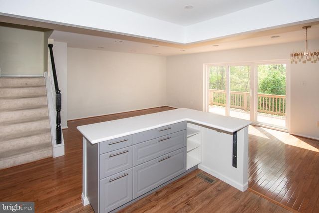 19 VIBURNUM CT, Lafayette Hill, PA 19444