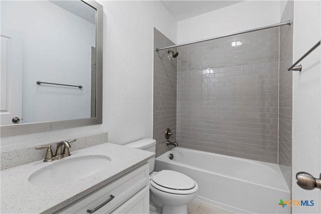 619 Hidden View Street, New Braunfels, TX 78130