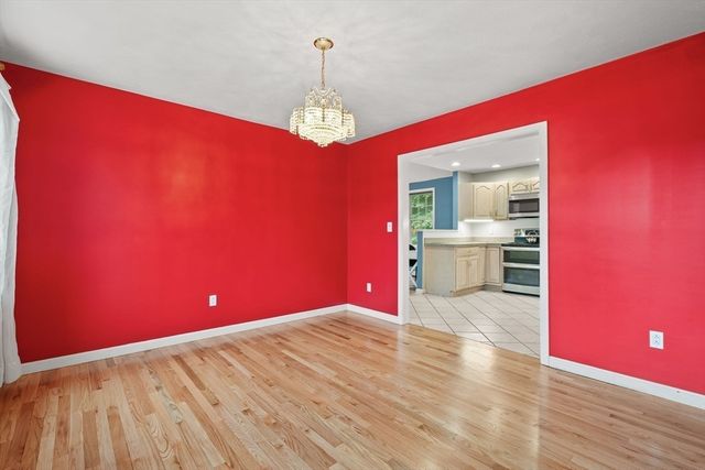 62 Coffey Ave, Haverhill, MA 01835