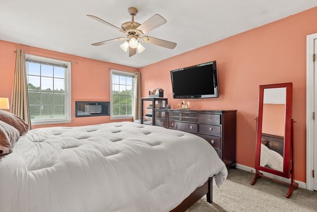 62 Coffey Ave, Haverhill, MA 01835